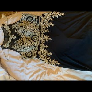 homecoming dress only worn once for 2 hours